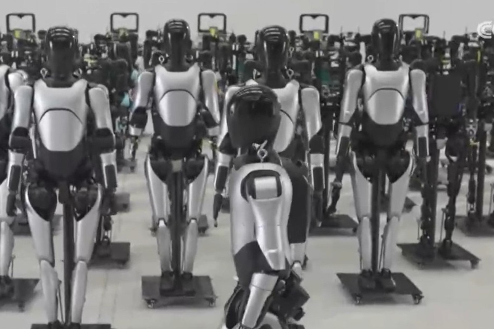 央视报道！揭秘kaiyun开云机器人量产超级工厂